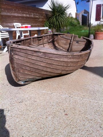 Hillyard Dinghy
                  (2)